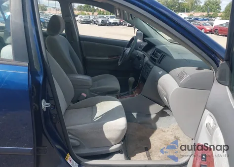 2004 Toyota Corolla Le из США, поврежденный, VIN 2T1BR38E54C211111